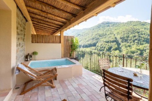 YO Private Retreat- Italy